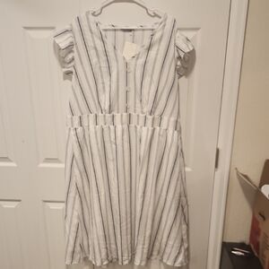 NWT Bloomchic Striped Dress